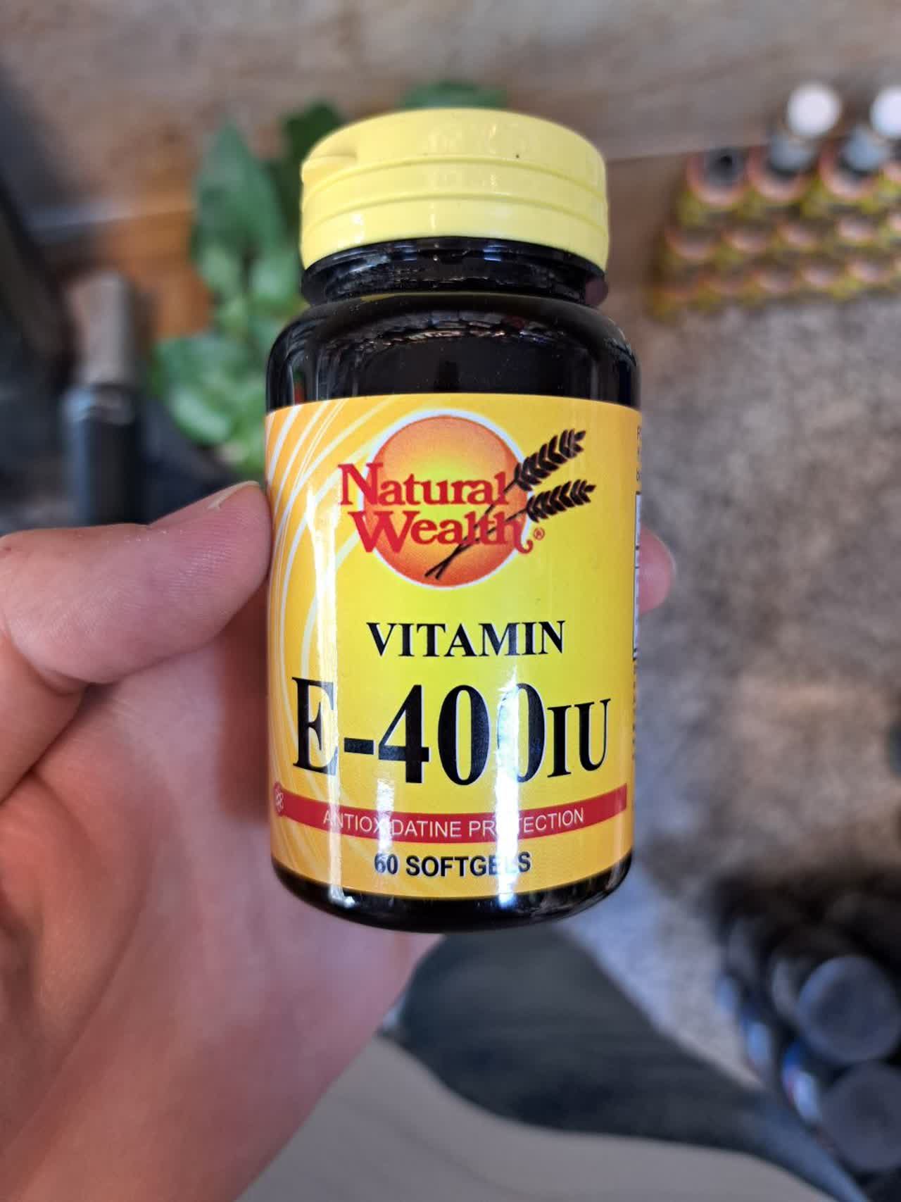 ویتامین E-400 IU Natural Wealth