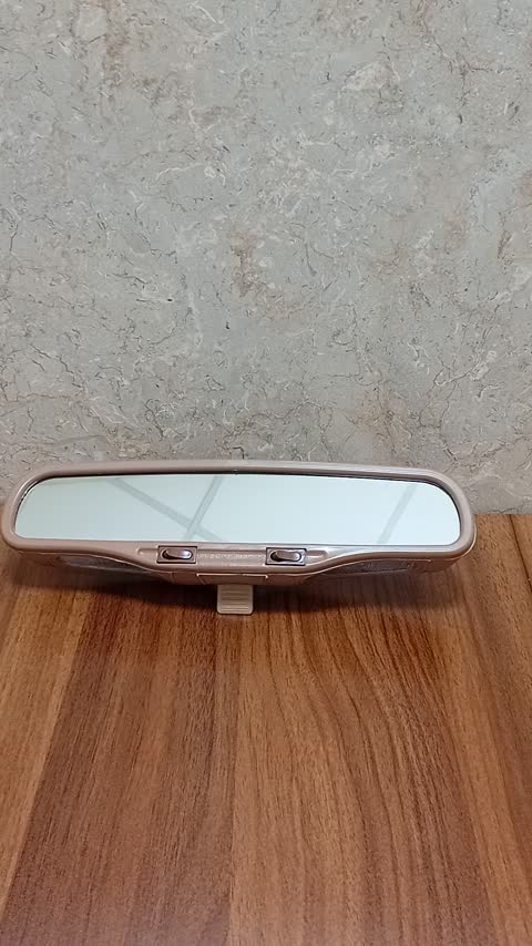 آینه وسط خودرو مدل کاپریسی چراغدار 