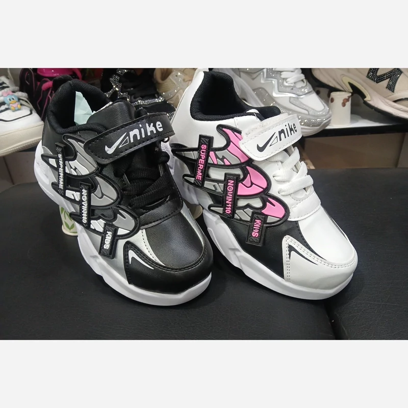 کتانی بچه گانه NIKE(سفیدصورتی)