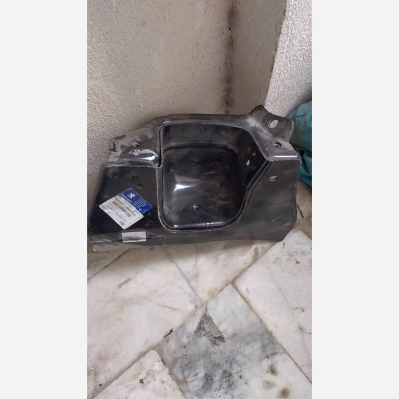 پایه نگهدارنده پائینی دسته موتور چپ-MA5 پژو 206 ایساکو