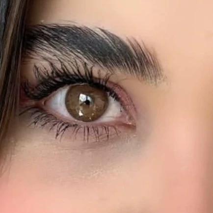 لنز طبی رنگی قهوه ای یونیک نچرال هیزل
