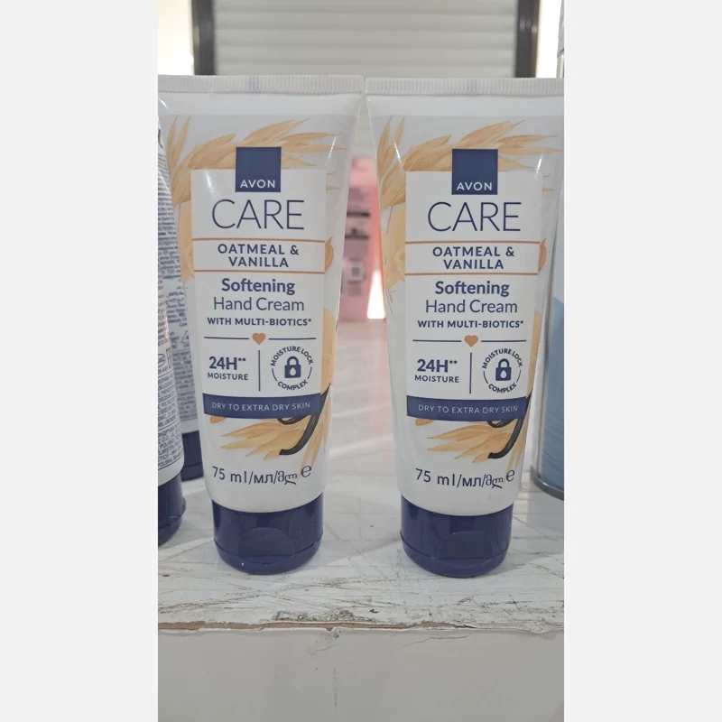 لوسیون بدن آون با عصاره میوه ها Avon care