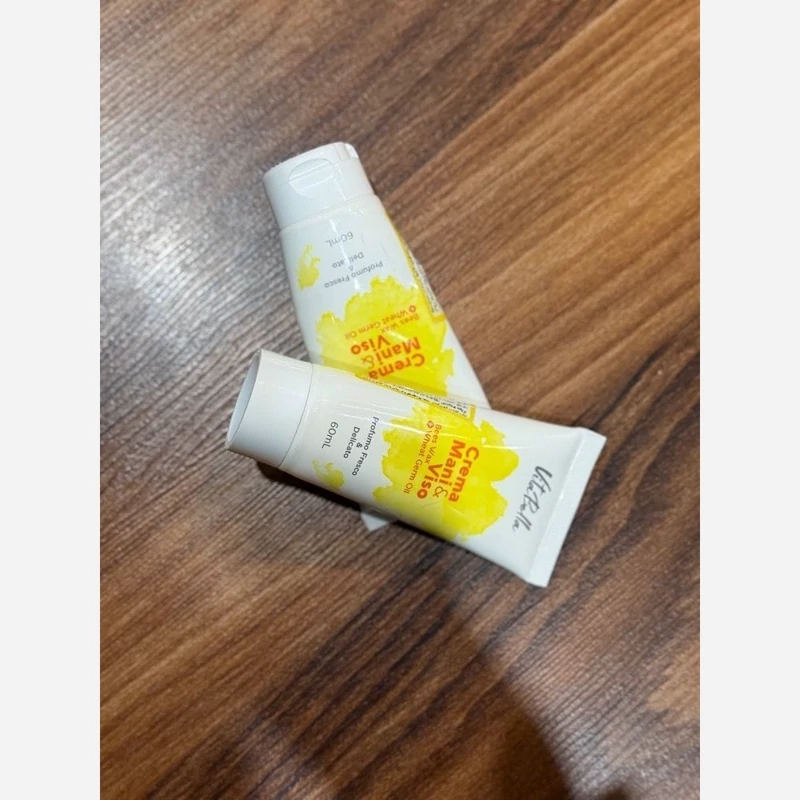 کرم موم زنبور و جوانه گندم
