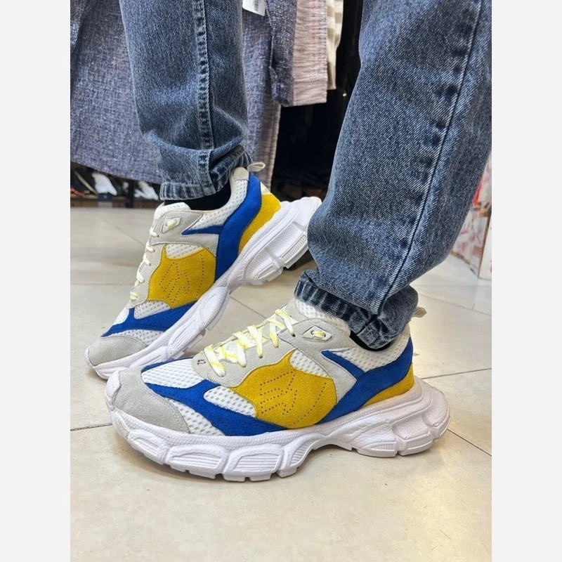 کتونی طرح بالنسیاگا Balenciaga بسیار شیک و با کیفیت