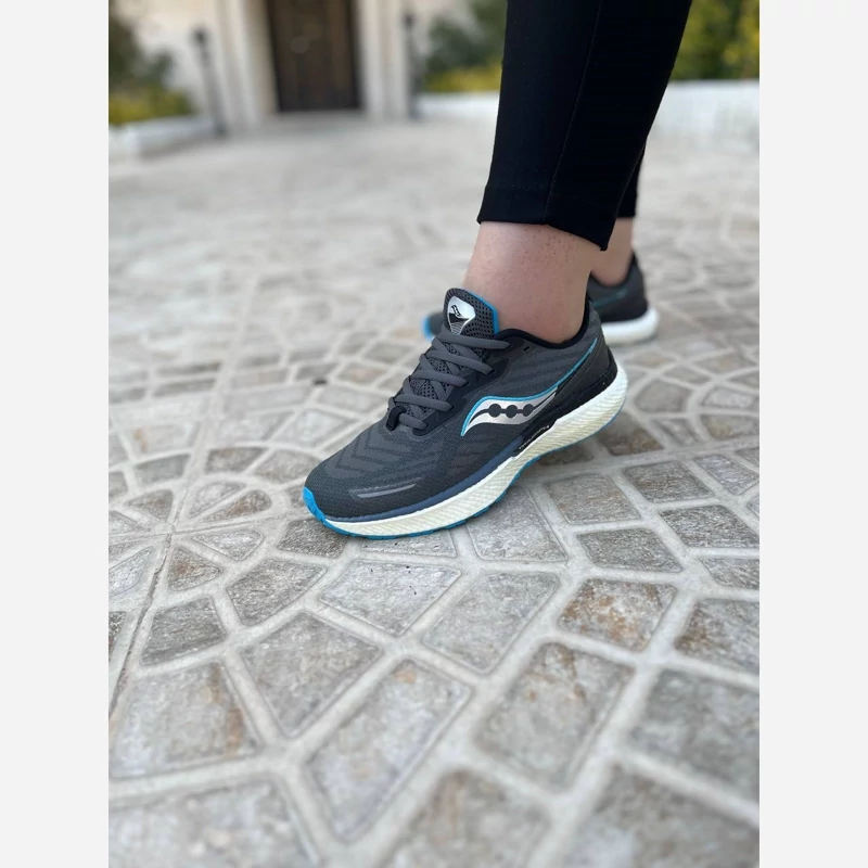 کتونی ساکونی Saucony Triumph 19