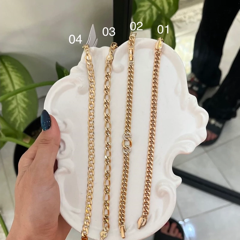 دستبند استیل دخترانه و زنانه نقره ای برند ژوپینگ کد 01