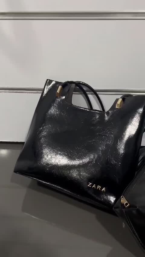 کیف دوتکه زنانه زارا (ZARA) مدل Glossy Tote ست کیف دستی و کیف آرایشی