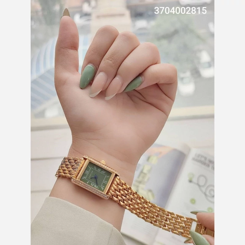 ساعت زنانه مارک کارتیر 3704002815