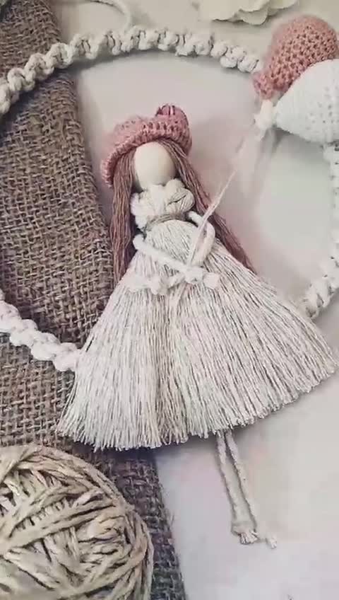 حلقه عروسک مکرومه 