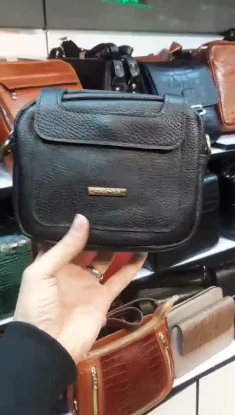 کیف زنانه و دخترانه چرم طبیعی گاوی.کیف کمری .کیف دوشی.نانوک چرم.لاکچری.هدیه