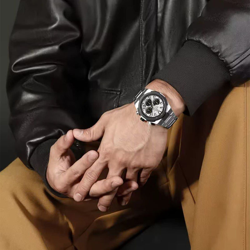 ساعت مچی نیوی فورس اورجینال مردانه مدل Naviforce NF8081 نقره ای (سه موتوره)