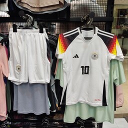 لباس اول بچه گانه آلمان نسخه یورو2024 همراه اسم موسیالا و سانه تک و عمده