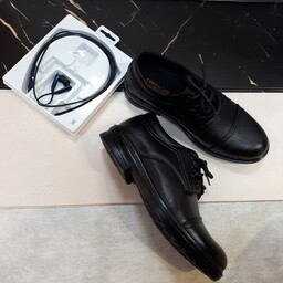 کفش رسمی مردانه مجلسی اداری برند لیون جنس رویه چرم صنعتی پاشنه دوسانت بندی برای زیبا پوشان ازسایز40تا44