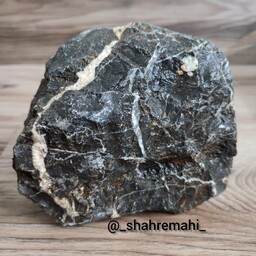 سنگ آکواریوم( کد 7 )دکوری طبیعی سنگ رایو مشکی