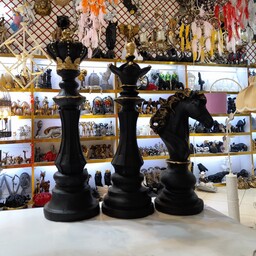 مجسمه شطرنج 3 تایی ، تندیس شطرنج 3 تیکه  ، شطرنج دکوری رومیزی ، شطرنج پلی استری