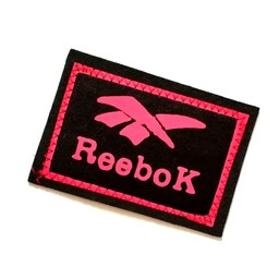 مارک دوختنی پارچه ای پشت نمدی طرح Reebok 