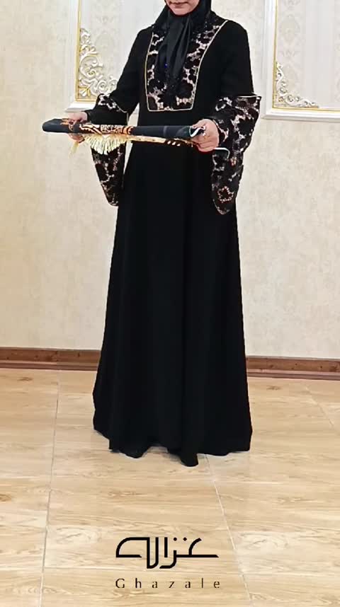 عبا لینن سوزن دوزی (مهستا )مشکی طلایی