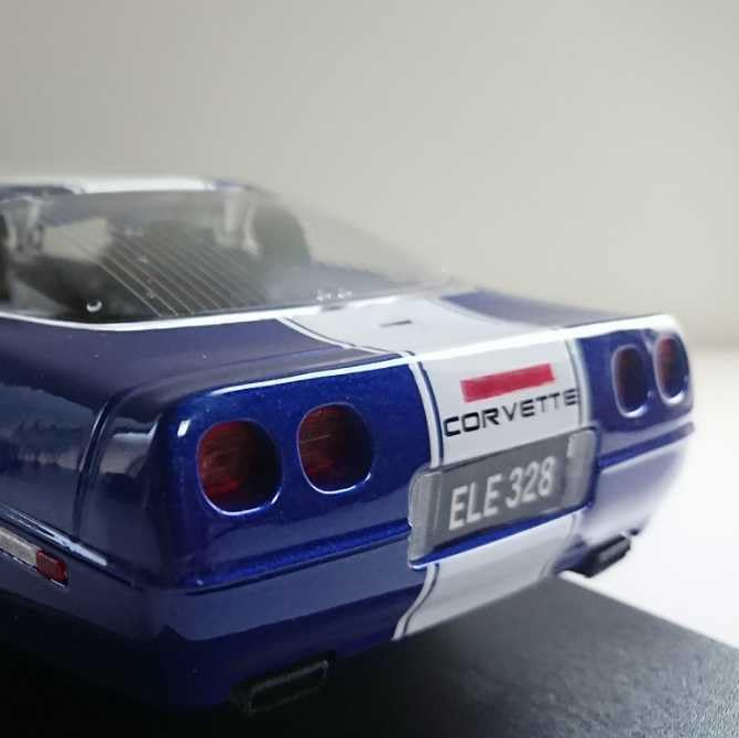 ماکت ماشین کوروت Chevrolet Corvette Gran Sport Blue 1996