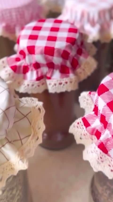 درپوش پارچه ای شیشه ترشی و مربا با پارچه خالدار یا چهارخونه