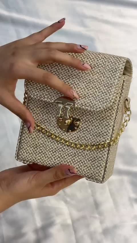 کیف مربع طرح کنفی