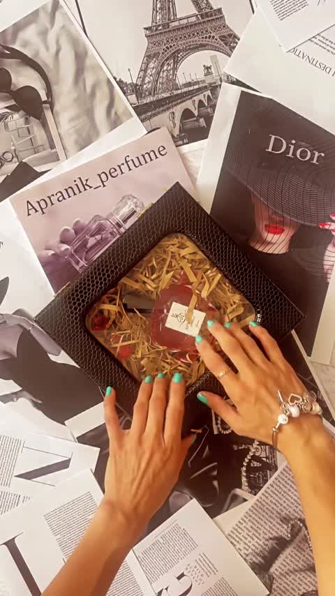 عطر زنانه بیلی آیلیش