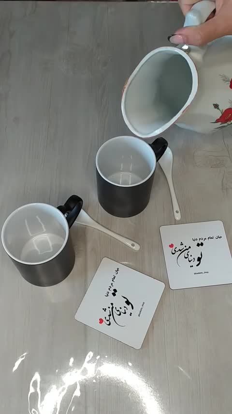 ماگ جادویی دسته قلبی اکلیلی با طرح دلخواه