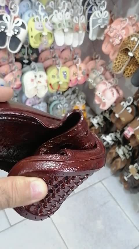 دمپایی ژله‌ ای نرم 