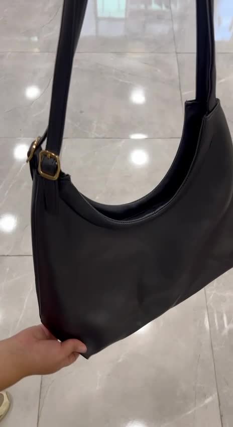 کیف دوشی و دستی زنانه هلالی کد 6152