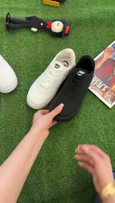 کتونی نایک ایرفورس مشکی و سفید دخترانه زنانه کفش ونس کتانی اسپورت لژدار نایکی NIKE مجلسی طبی سبک راحت رانینگ ورزشی هفتاد