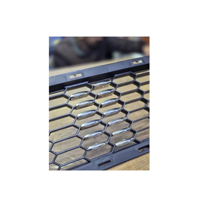 نگین سپر و جلو پنجره خودرو چیکال مدل فابریک طرح گیره ای کد P-2042 مناسب برای شاهین/ساینا/کوییک بسته 60 عددی