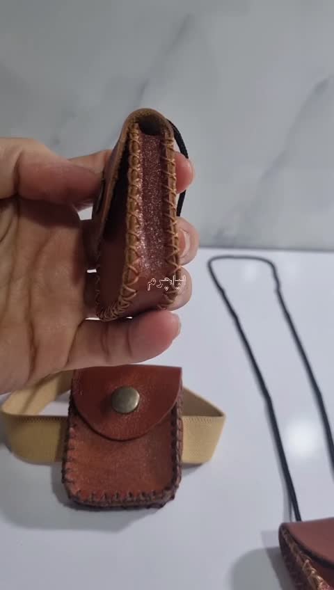 کیف دعا گردنی جادار چرمیِ دستدوز