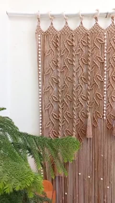 پرده مکرومه تلفیق مهره و حلقه و نخ 