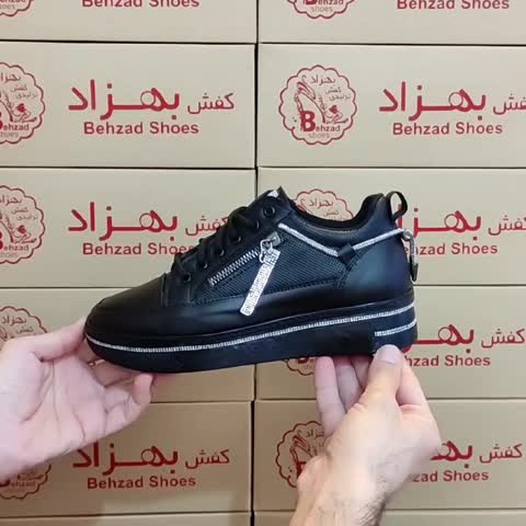 کفش کتونی دخترانه زنانه سایز 37 تا 40 رنگ مشکی دور دوخت زیره پیو لژ 4 سانتی کفی طبی رویه چرم صنعتی سبک راحت  