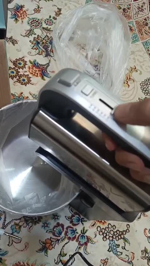 همزن کاسه دار برقی گوسونیک کیفیت عالی وارداتی مثل این پیدا نمیشه