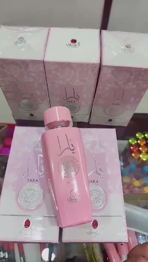 ادکلن یارا صورتی برند العقیق امارات 100ml ( پس کرایه )