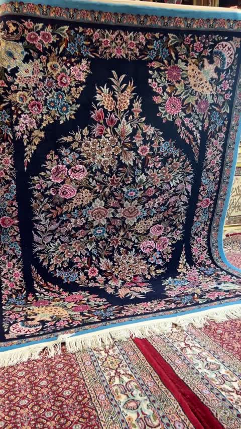 فرش دستباف نقشه گلدانی سه متر /فرش دستی /فرش سرمه ای فرش گلدانی /فرش پر گل /فرش اصفهان /فرش دستباف/فرش دستباف ابی 