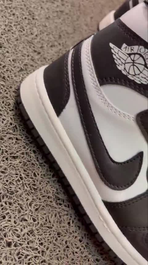 کتونی نایک جردن وان ساقدار مشکی کلاسیک زنانه دخترانه کفش ونس کتانی اسپرت نایکی NIKE نیمساق طبی چرم بندی لژدار سبک سصچرده