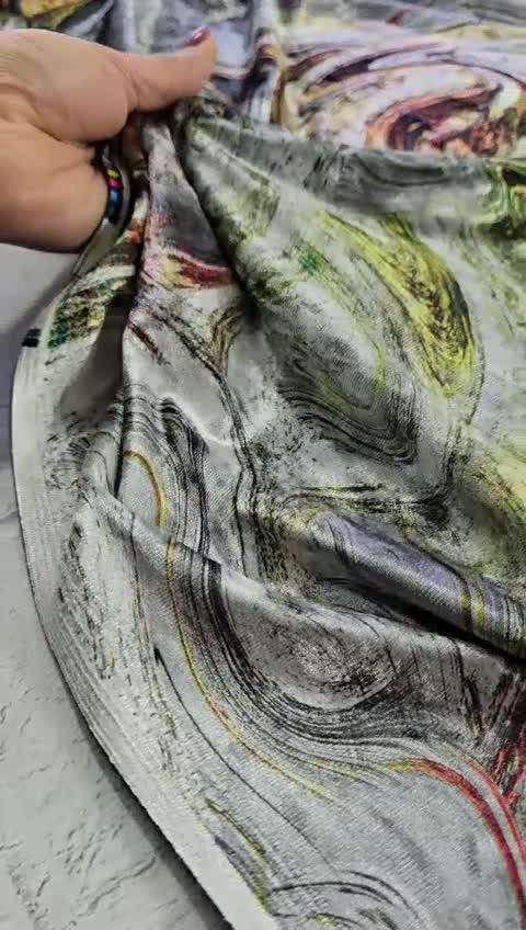 پارچه مخمل کره ای .طرحدار درجه یک(1) قیمت ده سانتی