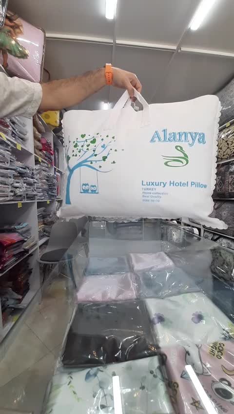 بالشت هتلی پر قو الیاف میکروفایبر آلانیا