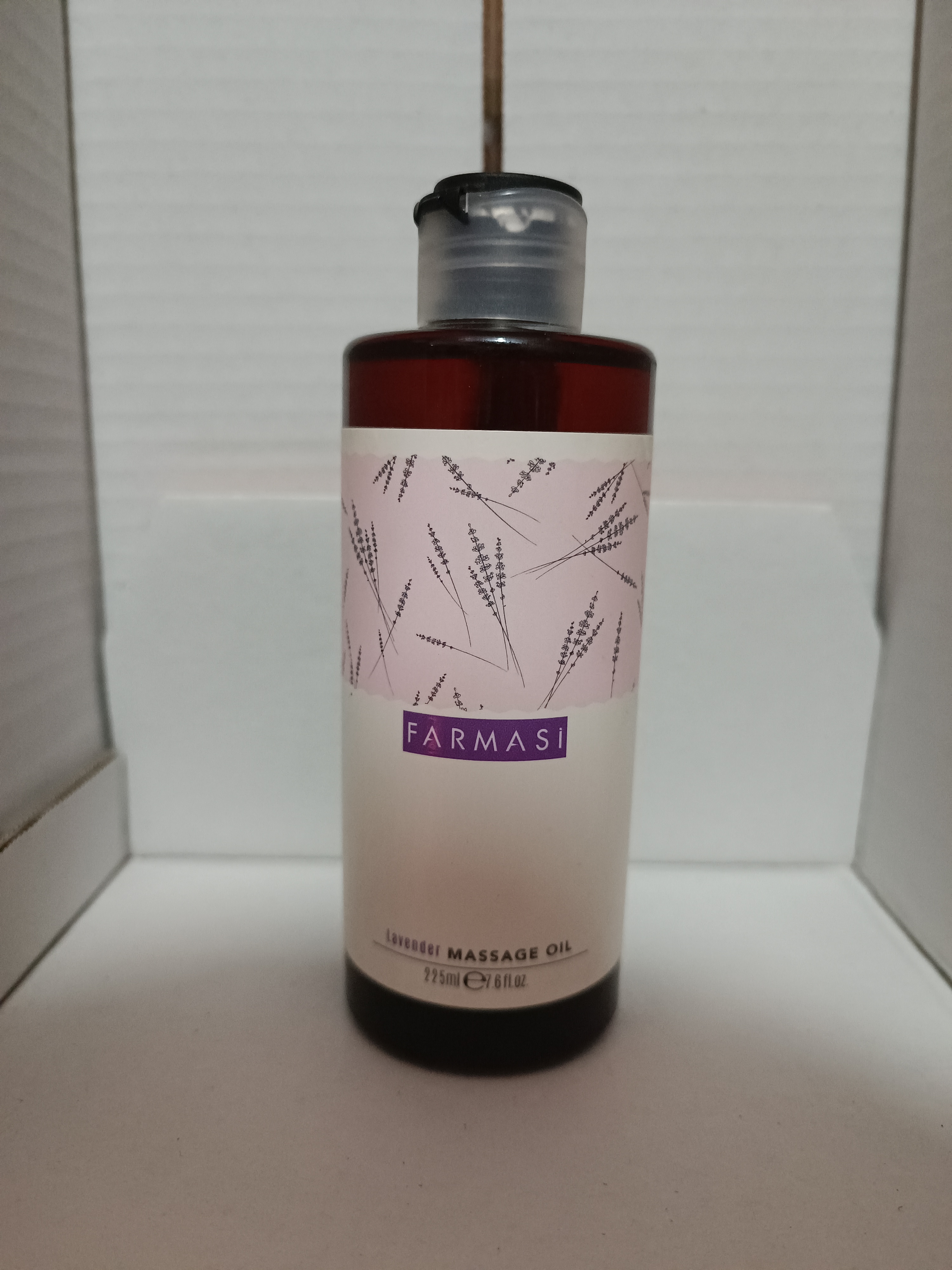 روغن ماساژ مدل لاوندر فارماسی Lavender pharmacy massage oil