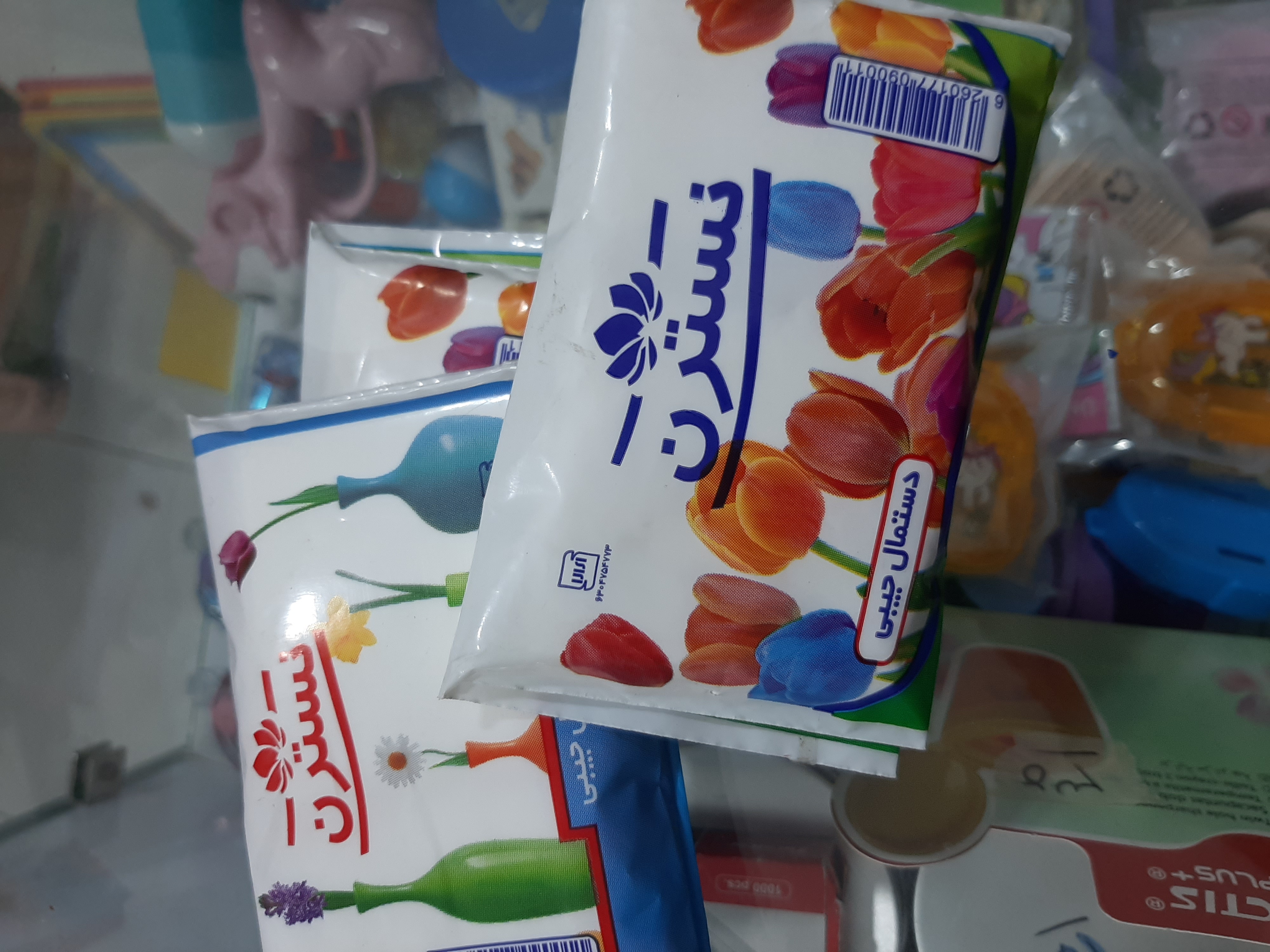 دستمال جیبی نسترن
