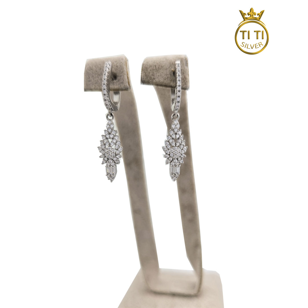 گوشواره نقره طرح جواهر 517