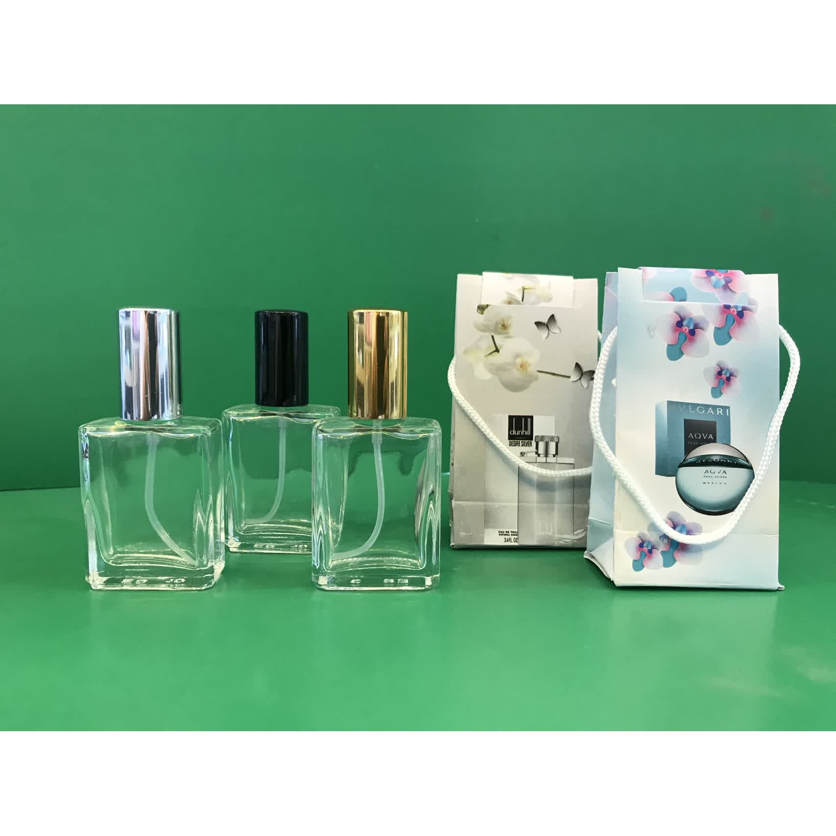 عطر لاگوست اسنشیال سبز