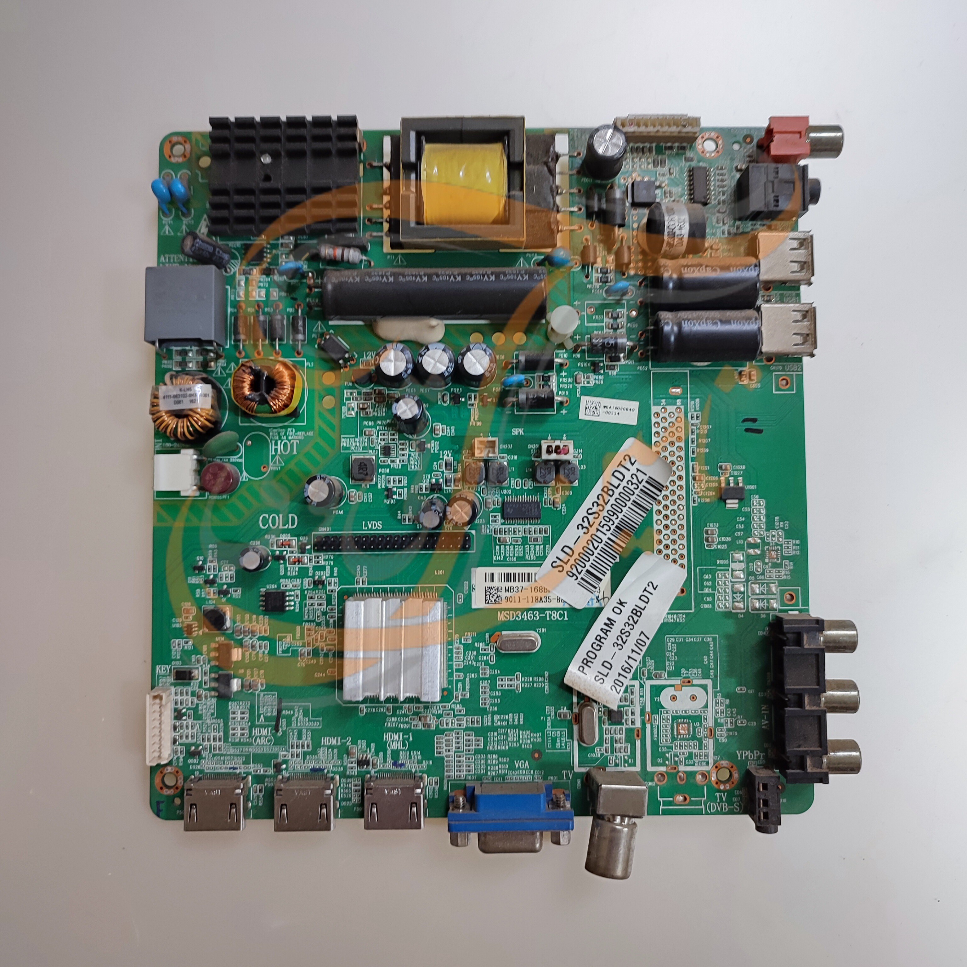 برد مین اسنوا SLD-32S32BLDT2