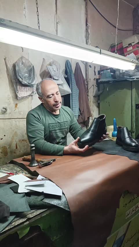 کفش چرم طبیعی و صنعتی نیم بوت بدون بند مردانه پسرانه 