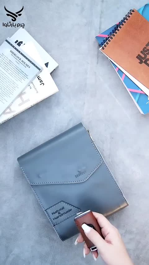 کیف رودوشی چرم بارثاوا مدل 1209