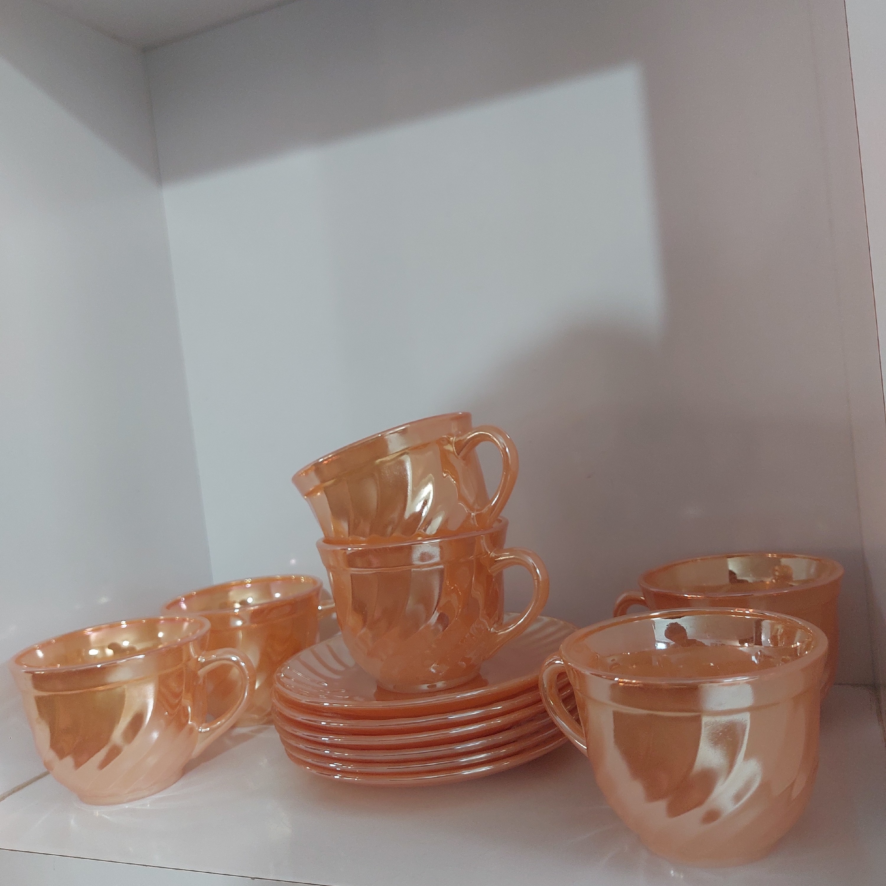 چایخوری دوازده پارچه
