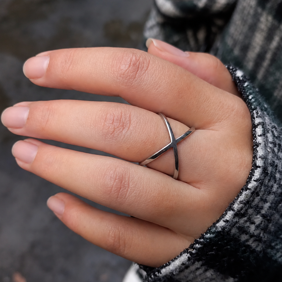 انگشتر طرح ضربدر استیل نقره ای