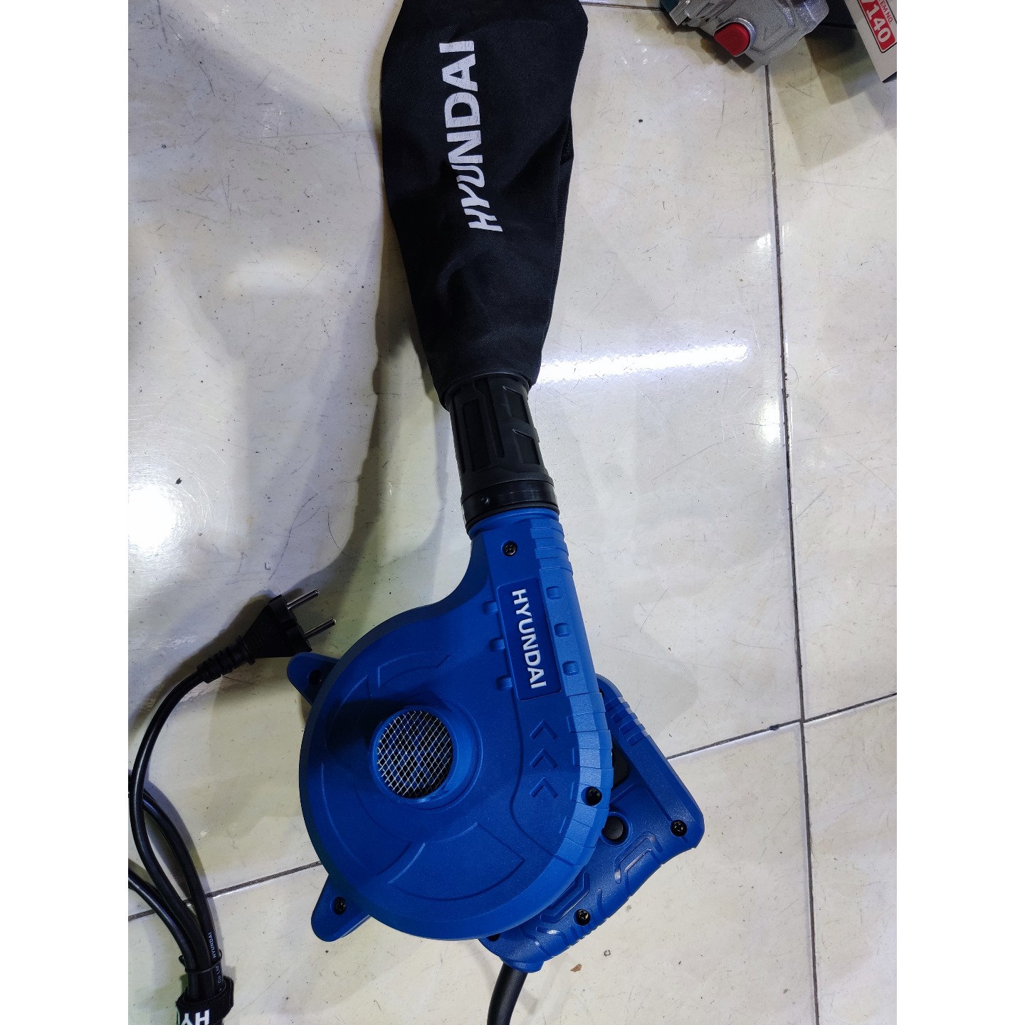 بلوور هیوندا7030