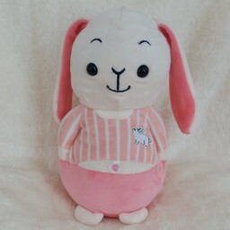 عروسک خرگوش اسپرت دست به جیب صورتی رنگ، اورجینال و وارداتی، آنتی باکتریال و ضد حساسیت